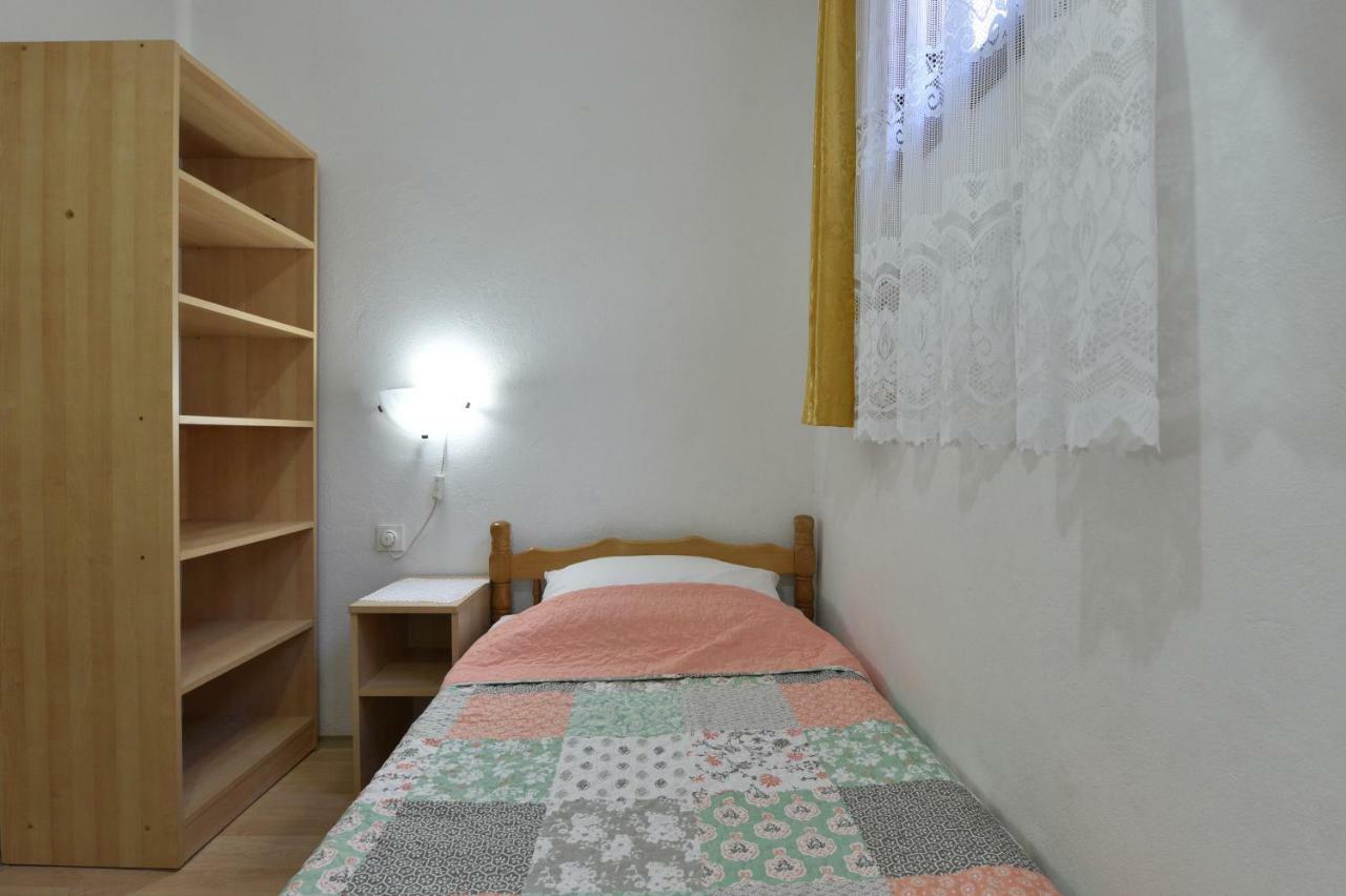 Apartmani Marko Gdinj Ngoại thất bức ảnh